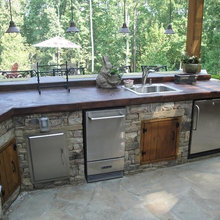 Outdoor Kitchen