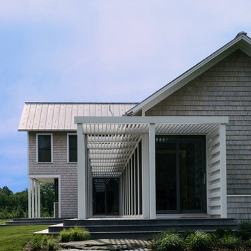 Three Oaks Residence