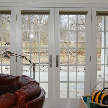 Beautiful 2-Story Rural Eclectic Home - Red & Tan Traditional Country House