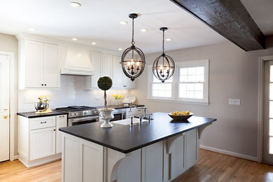 Example of a trendy kitchen design in Atlanta