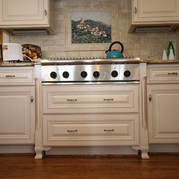 Kitchen T