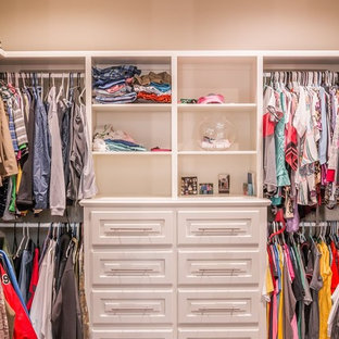 75 Beautiful Vinyl Floor Closet With Raised Panel Cabinets