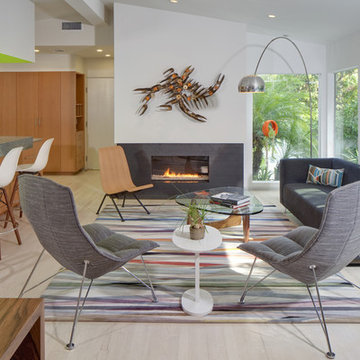 Living room with fireplace on
