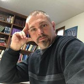 Steven Hill's photo