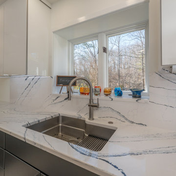 Modern Kitchen & Powder Room Design Moneta, VA