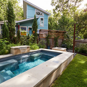 Brentwood Plunge Courtyard