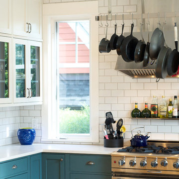 Seattle Craftsman Kitchen & Dining