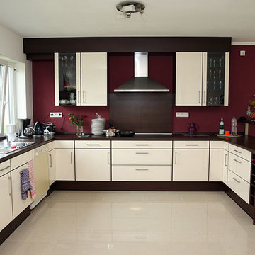 Contemporary Kitchen In Irvine
