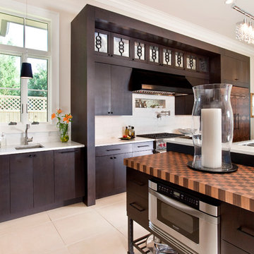 Transitional Kitchen