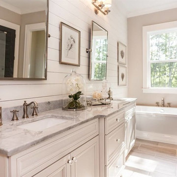 12 Oaks Model Home