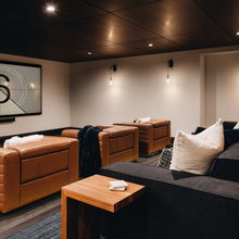 Bar//Media/Recreation