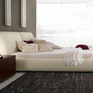 Pavo Italian Platform Bed by Rossetto - $1,429.00