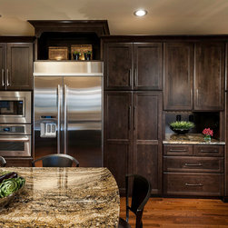 Mouser Cabinetry - Kitchen Cabinetry