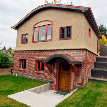 Stucco Garage