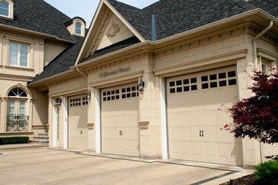 This is an example of a large attached garage in Toronto.