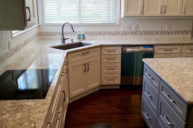 Example of a transitional kitchen design in St Louis