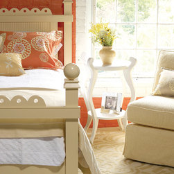 Lizzie Bed - Beds