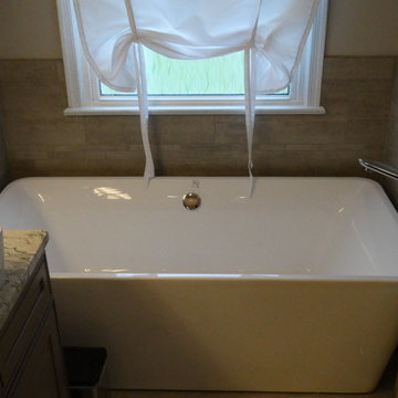 Bathroom remodel / 12-05-17 / Newport News, VA 23602