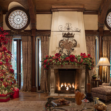 Classic Red Green and Gold Christmas Tree and Mantle Decoration