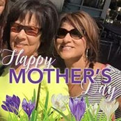 Linda Hamilton's photo