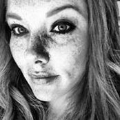 Shannon Lewis's photo
