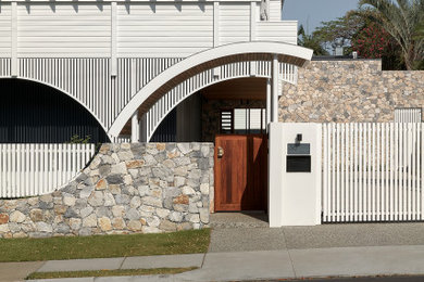 This is an example of a contemporary exterior in Townsville.