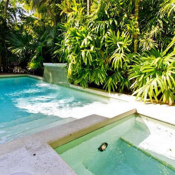 Nassau House Pool, Spa, and Fountain