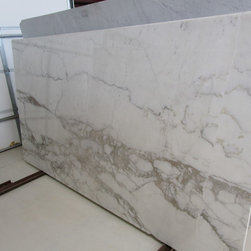 3cm Calacatta Gold - Kitchen Countertops