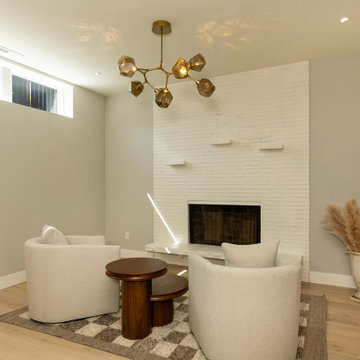 Queen Anne Mid-Century
