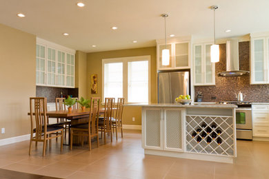 Example of a kitchen design in Vancouver