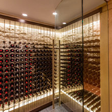 wine room / dining room