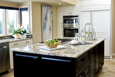Example of a transitional kitchen design