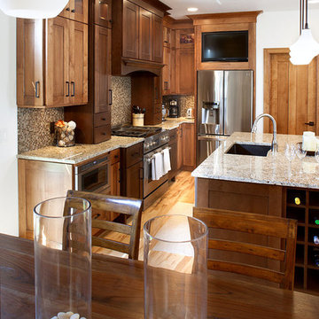 Door style: Pendleton W | Species: Maple | Finish: Harvest, Autumn