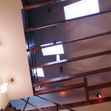 Master Bedroom & Loft: S 25th St