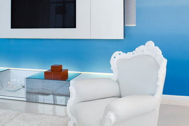Living room - contemporary living room idea in New York