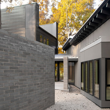 The Woung House