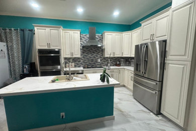 Inspiration for a kitchen remodel in Miami