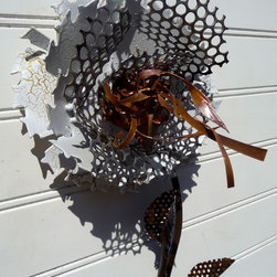 Saw Blade Flowers - Home Decor