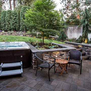 Intimate Outdoor Dining