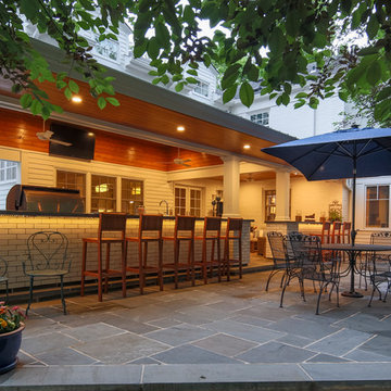 Outdoor kitchen