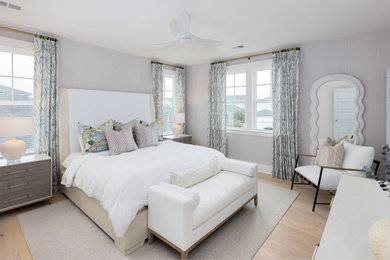 Beach style bedroom photo in Charleston