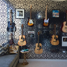 Tel Aviv - MUSIC ROOM