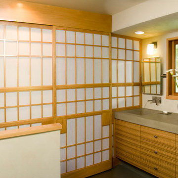 Japanese Bathroom in Los Feliz