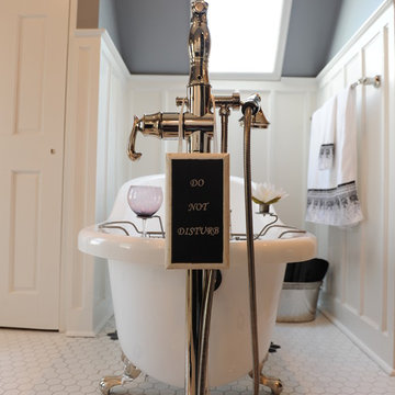 German Village Full Bath