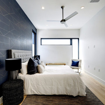 Travis Heights Bright & Clean Modern Single Family: Bedroom