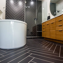 VA guest bathroom