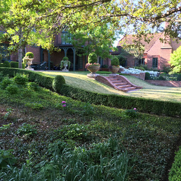 Fort Worth Estate Garden
