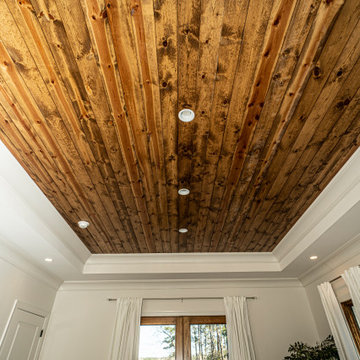 Pine T & G ceiling
