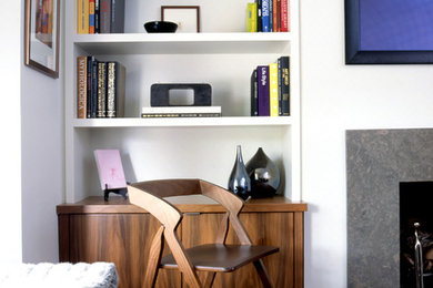 Inspiration for a contemporary living room remodel in Toronto