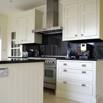 1909 Traditional KItchen in Orsett, Essex